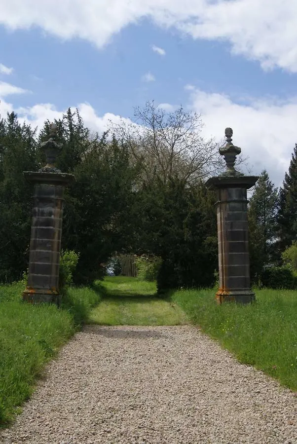 Château de Fontnoble Biozat Couette-café