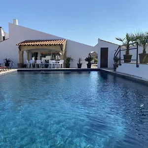 Du Pont Blanc Hotel
