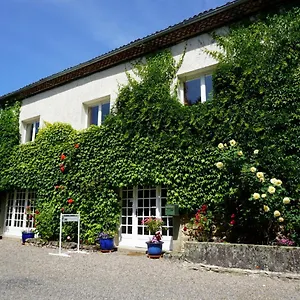 Les Neuf Bouleaux Bed & Breakfast