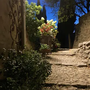 Les Magnolias Guest house
